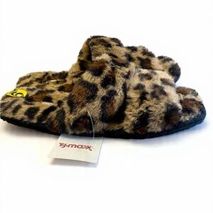 Qupid leopard print Faux Fur Slippers